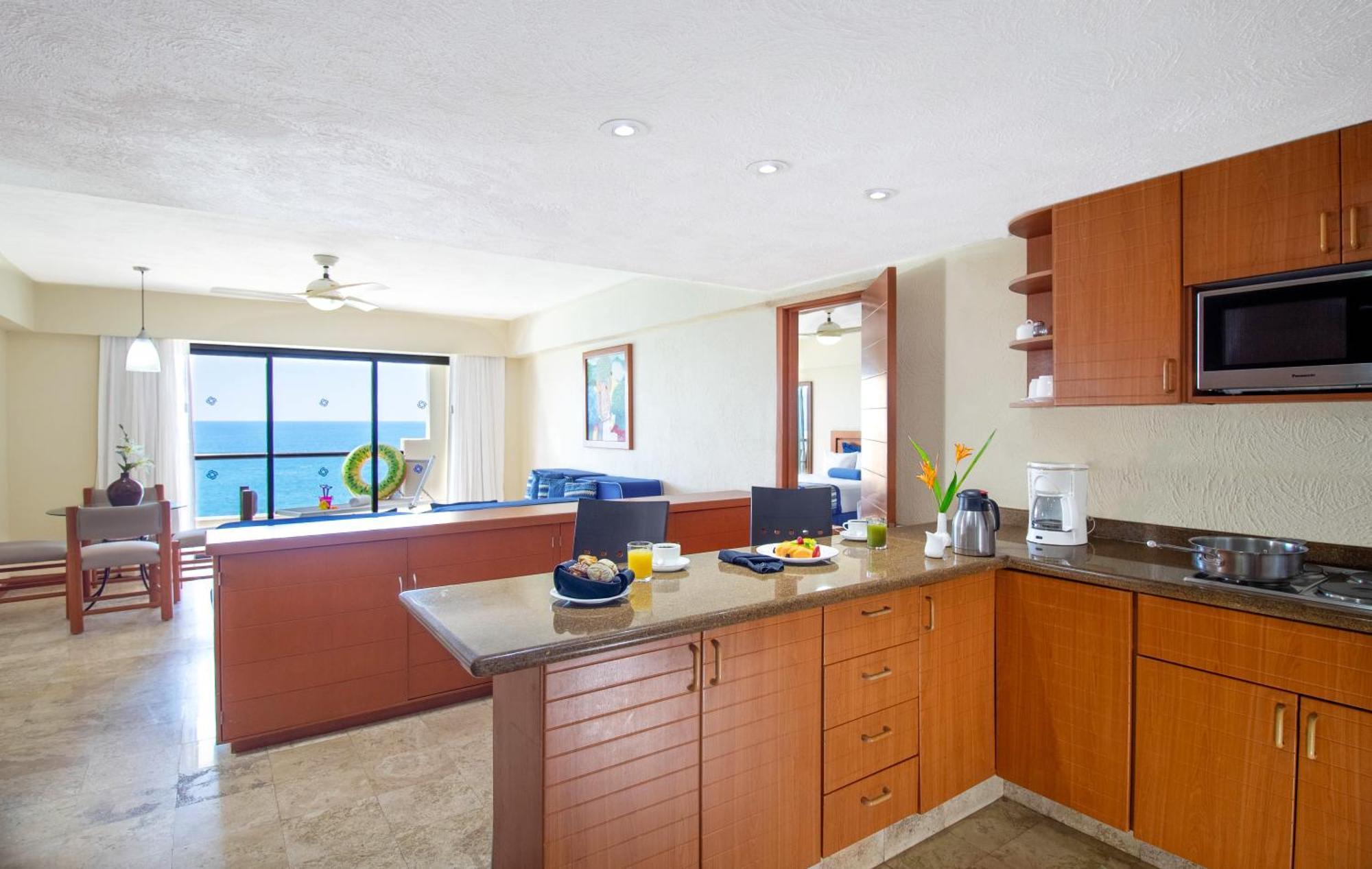Plaza Pelicanos Grand Beach Resort All Inclusive Puerto Vallarta Exterior foto