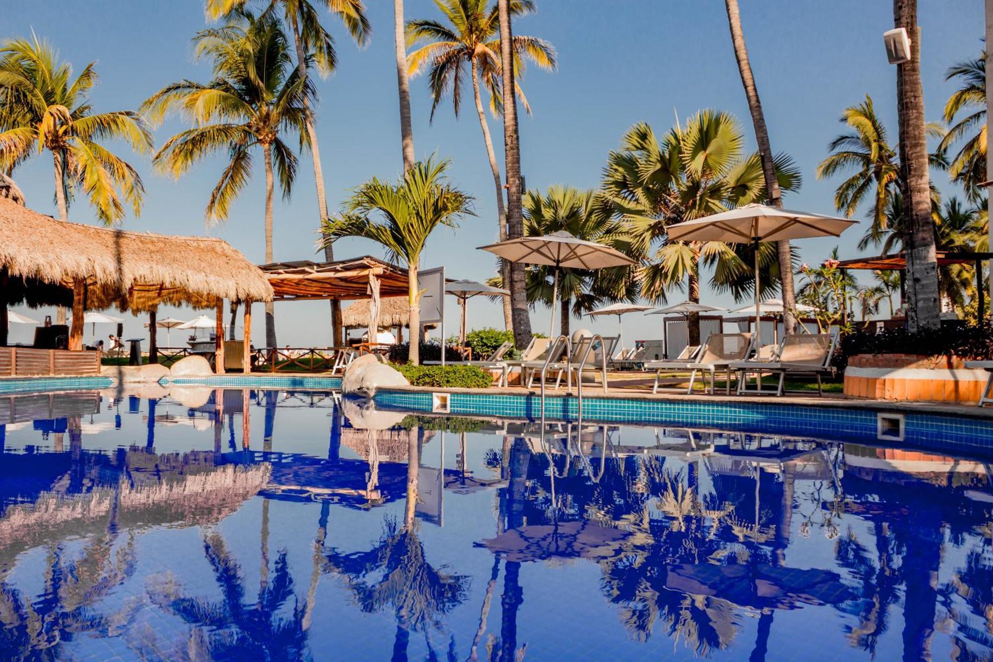 Plaza Pelicanos Grand Beach Resort All Inclusive Puerto Vallarta Exterior foto